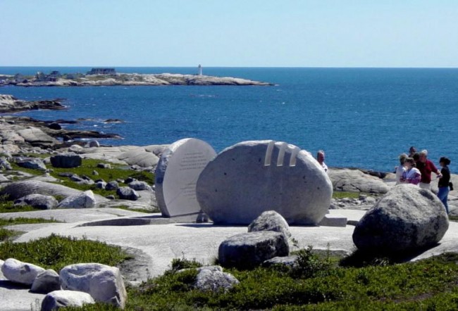 Memorial 650x442 Nova Scotia: Peggy’s Cove & the Tragedy of Swiss Air Flight 111