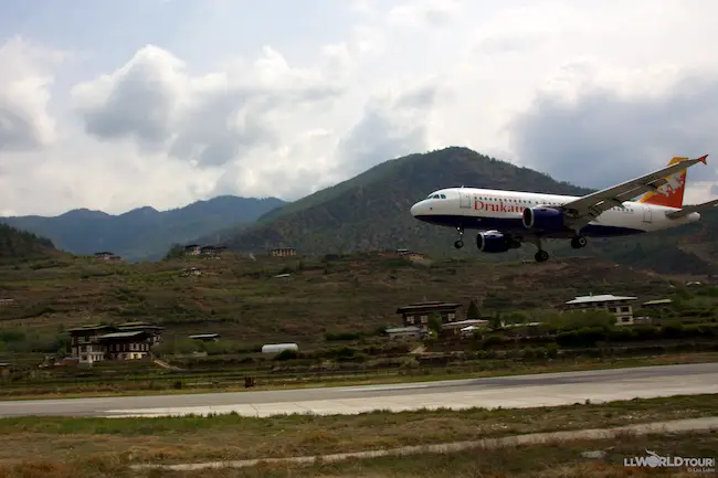 Drukair Landing in Paro, Bhutan Drukair Landing
