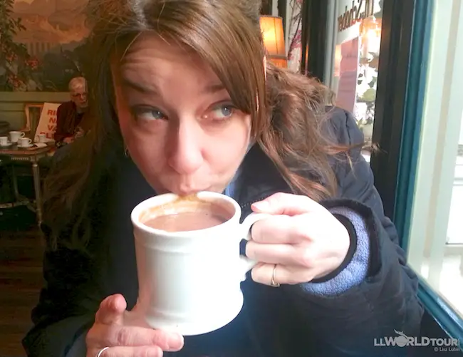 hot chocolate at cafe schober
