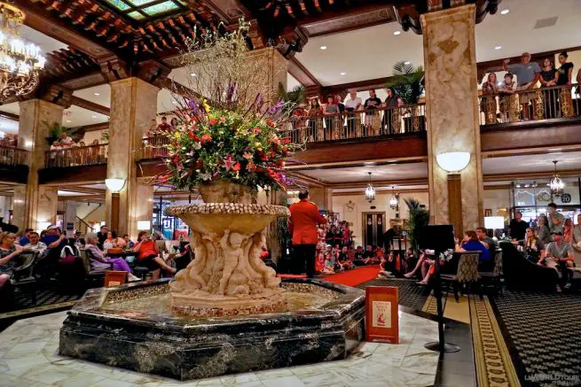 Peabod Memphis Lobby