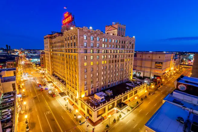 Peabody Memphis exterior at night