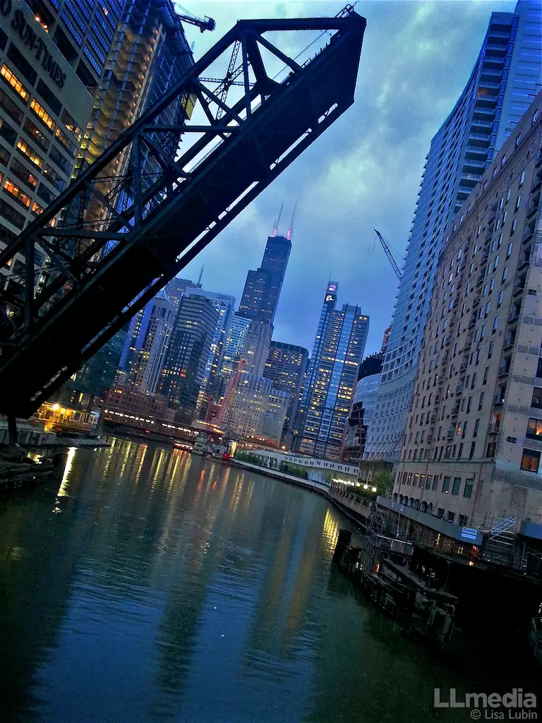 Chicago River Cruise